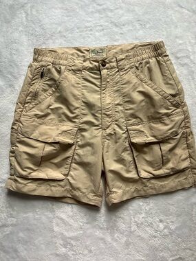 L.L. Bean Men's Khaki Cargo Shorts - Men’s S Reg